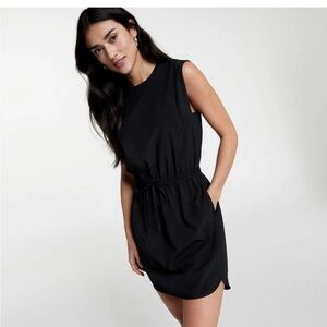 Black Sleeveless Dress